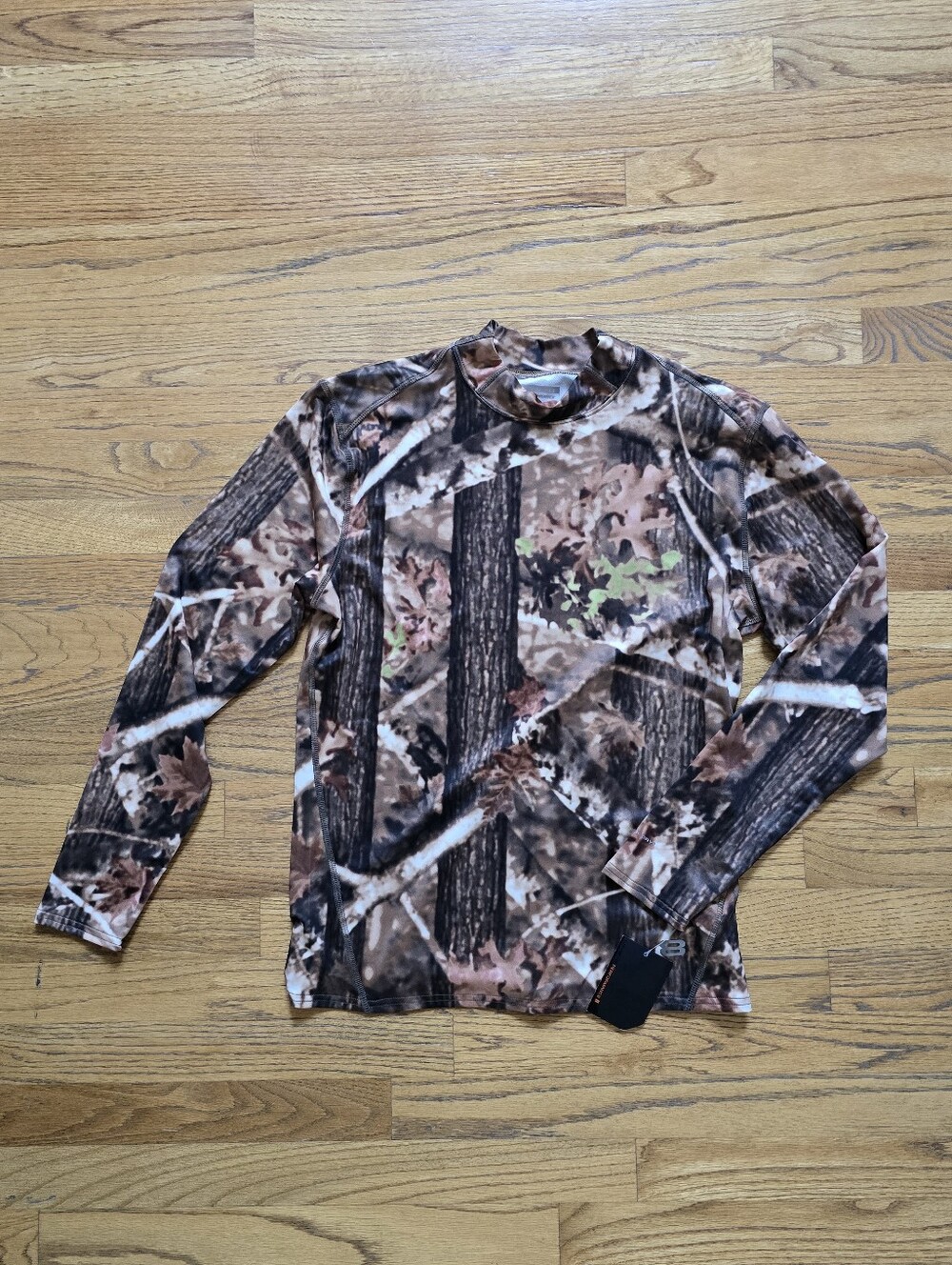 Layer 8 Women's Long-Sleeve Camo Performance Shirt L